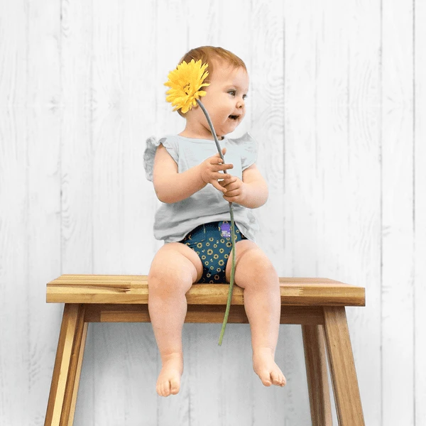 Bambino Mio Luier Overbroekje Mioduo, Zonnebloemveld, Maat 2 (9Kg+) 4 Bambino Mio Luier Overbroekje Mioduo, Zonnebloemveld, Maat 2 (9Kg+) - Afbeelding 2