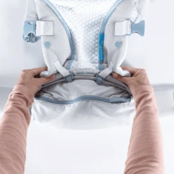 Infantino STAYCOOL™ 4-IN-1 Zachte En Ademende Converteerbare Draagzak -Kinder Winkel infantino staycool 4 in 1 zachte en ademende converteerbare draagzak a368349 3