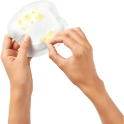 MEDELA Borstcompressen 60 Stuks -Kinder Winkel medela borstcompressen 60 stuks a205862 1