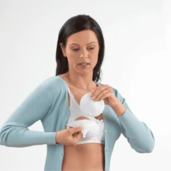 MEDELA Borstkompressen Wasbaar 4 Stuk -Kinder Winkel medela borstkompressen wasbaar 4 stuk a001129 2